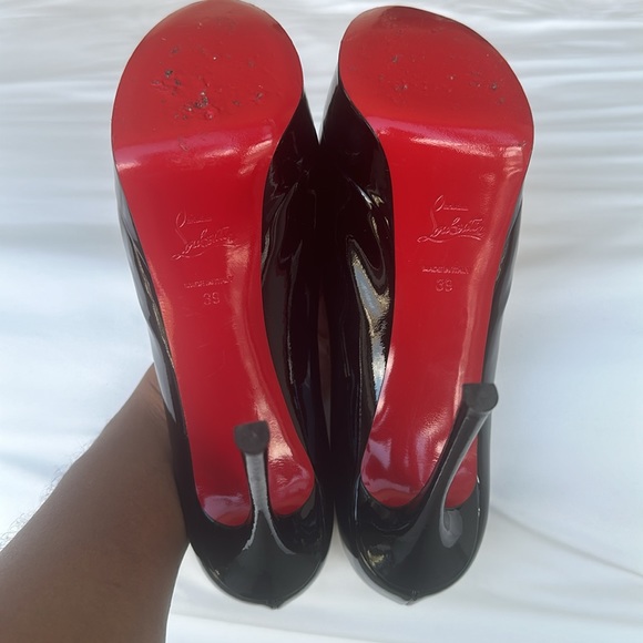 CHRISTIAN LOUBOUTIN
Patent Dirditta 130 Platform Pumps EU 39 Black - Picture 8 of 15